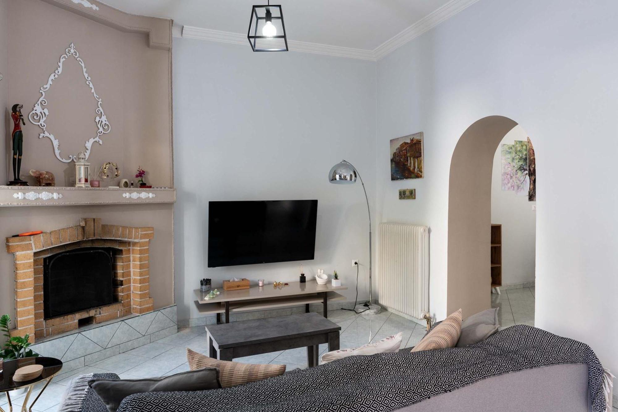 Private Spacious Apartment Афины Экстерьер фото